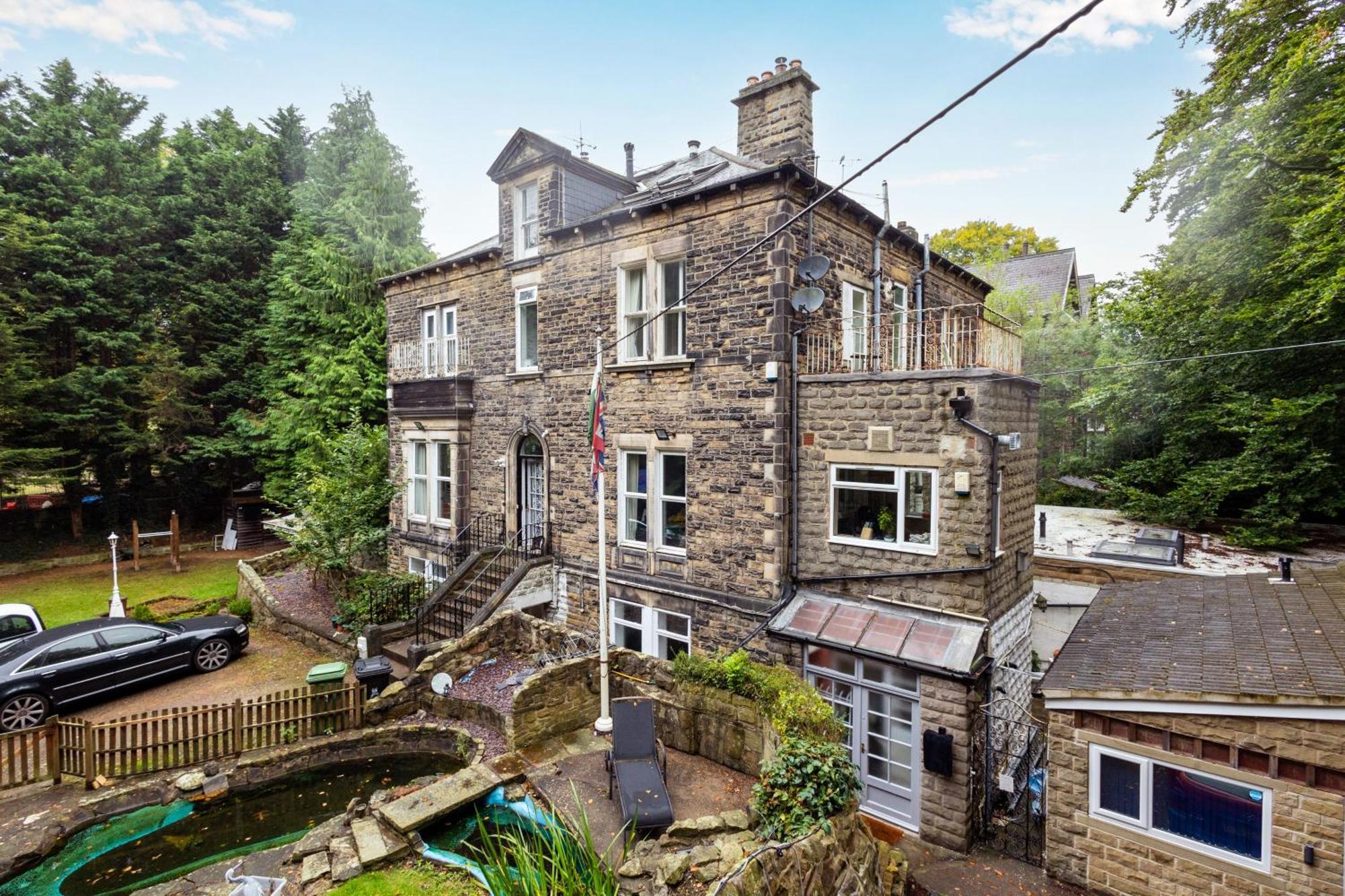 Spacious 3 Bedroom Ground Floor Apartment - 10 Mins From City Centre Leeds  Exteriör bild