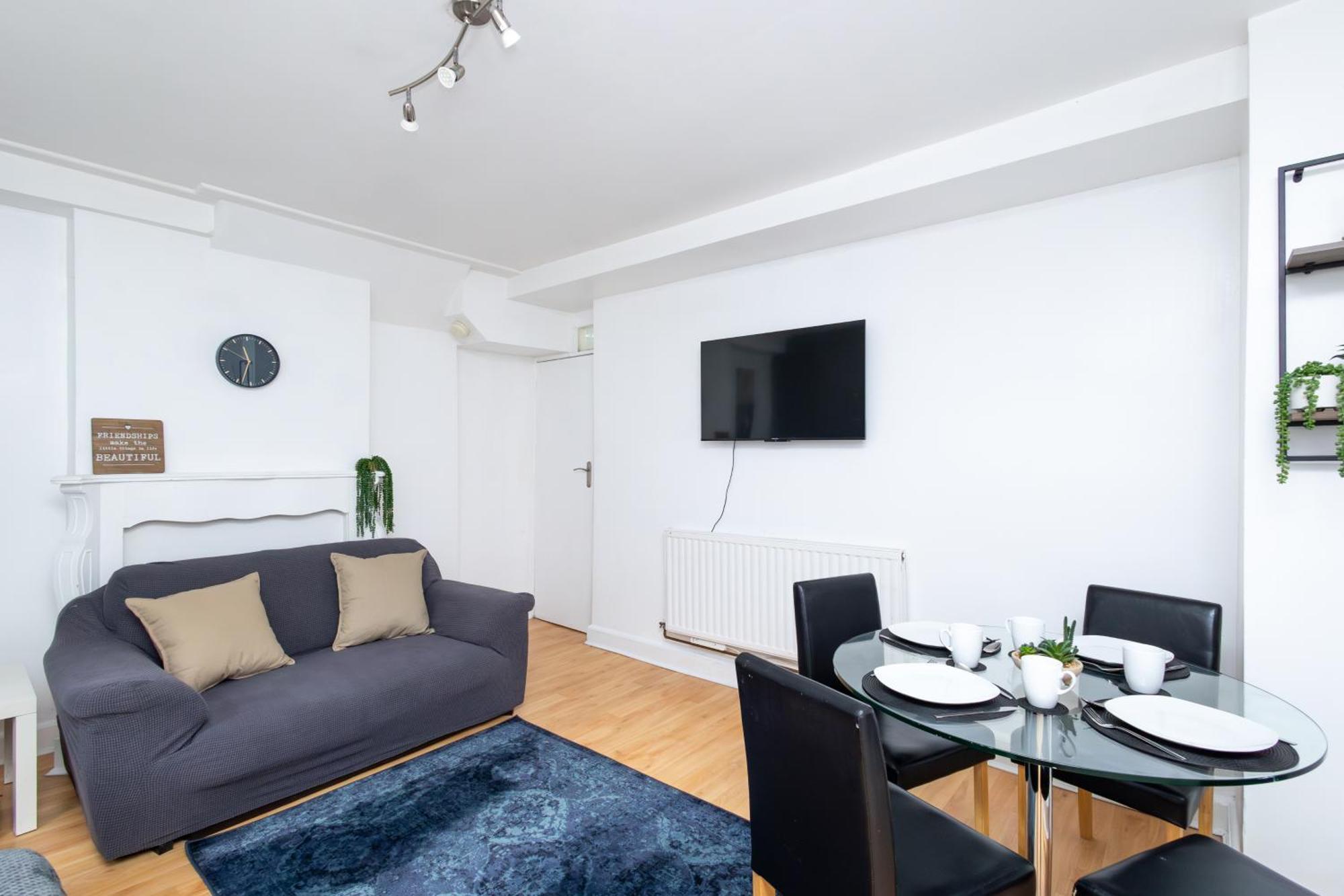 Spacious 3 Bedroom Ground Floor Apartment - 10 Mins From City Centre Leeds  Exteriör bild
